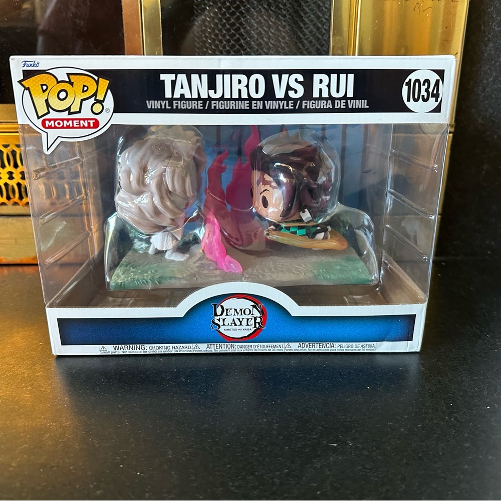 Demon Slayer: Tanjiro vs Rui Funko Pop